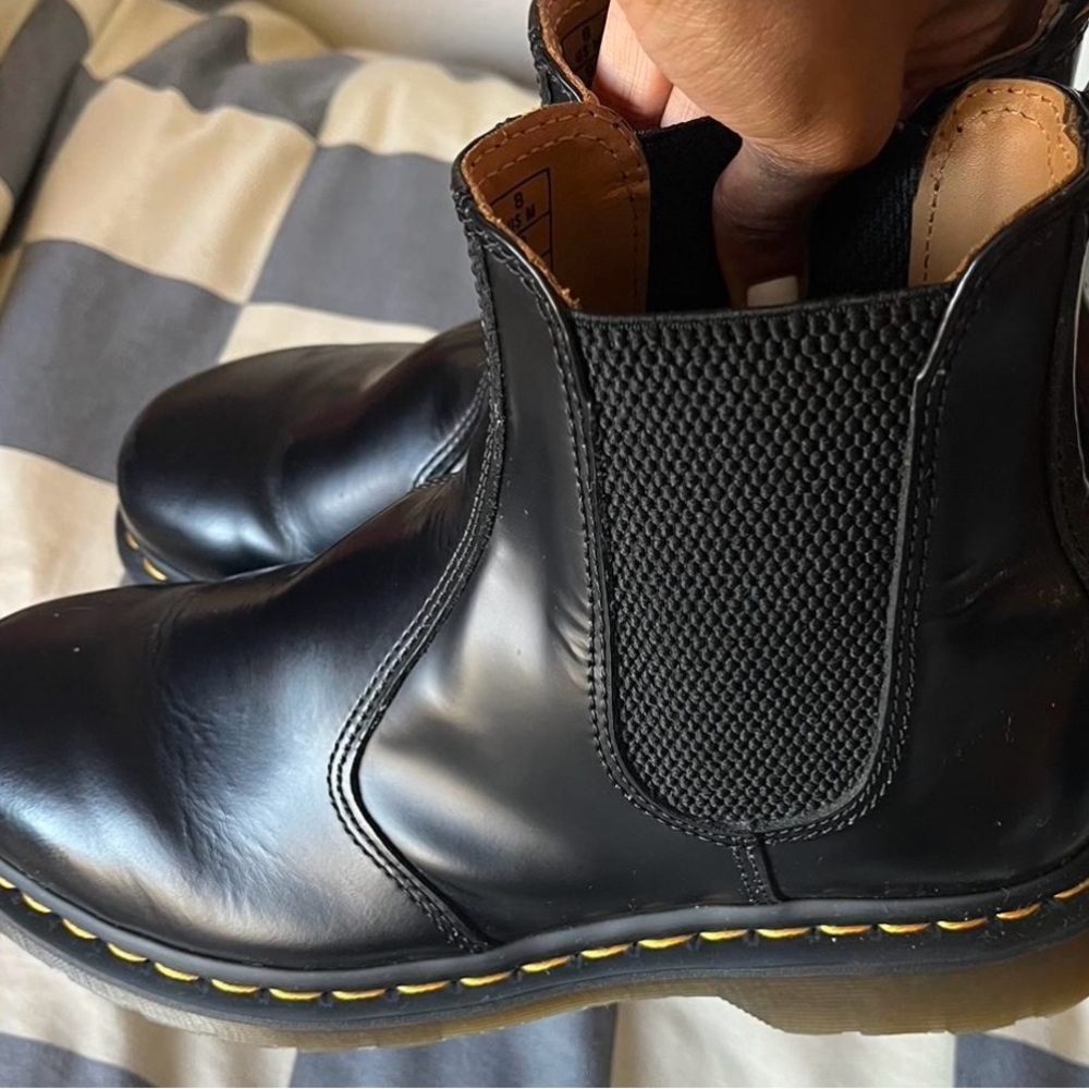 Dr Martens 2976 Chelsea Boots
